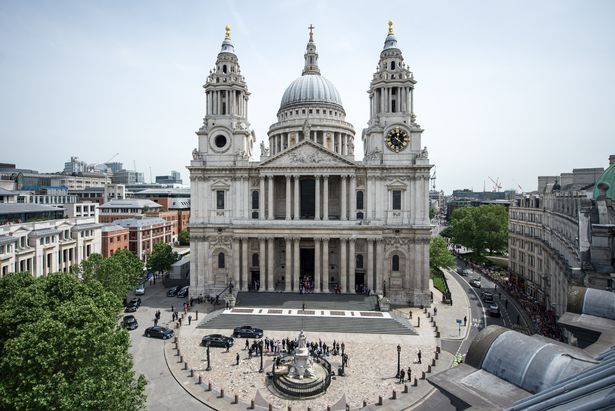 Photo of St Paul's Cathedral: London, UK